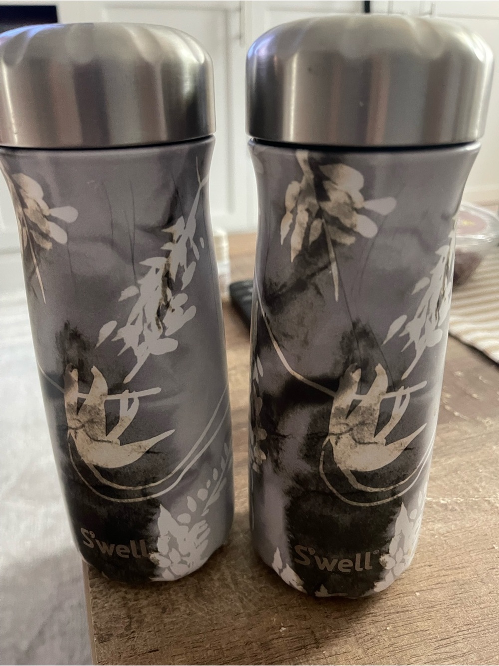 S'well Gray and White Floral Bird Stainless Bottle Duo